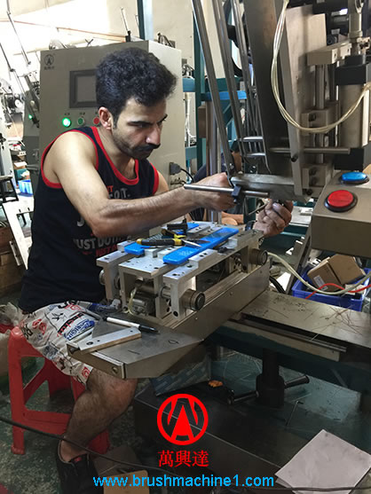 Iranian customer Saeed was practising by himself.jpg